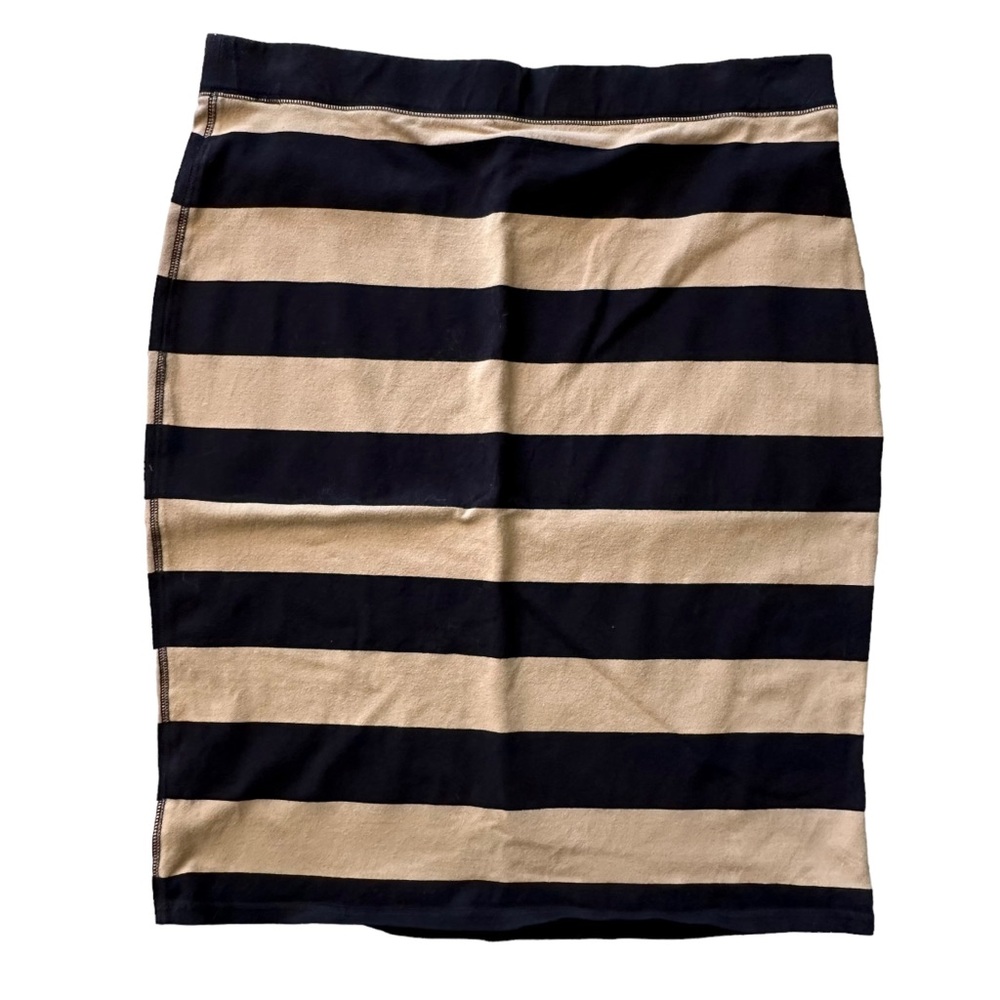 Black and tan striped stretch, Old Navy, pencil skirt size large.
